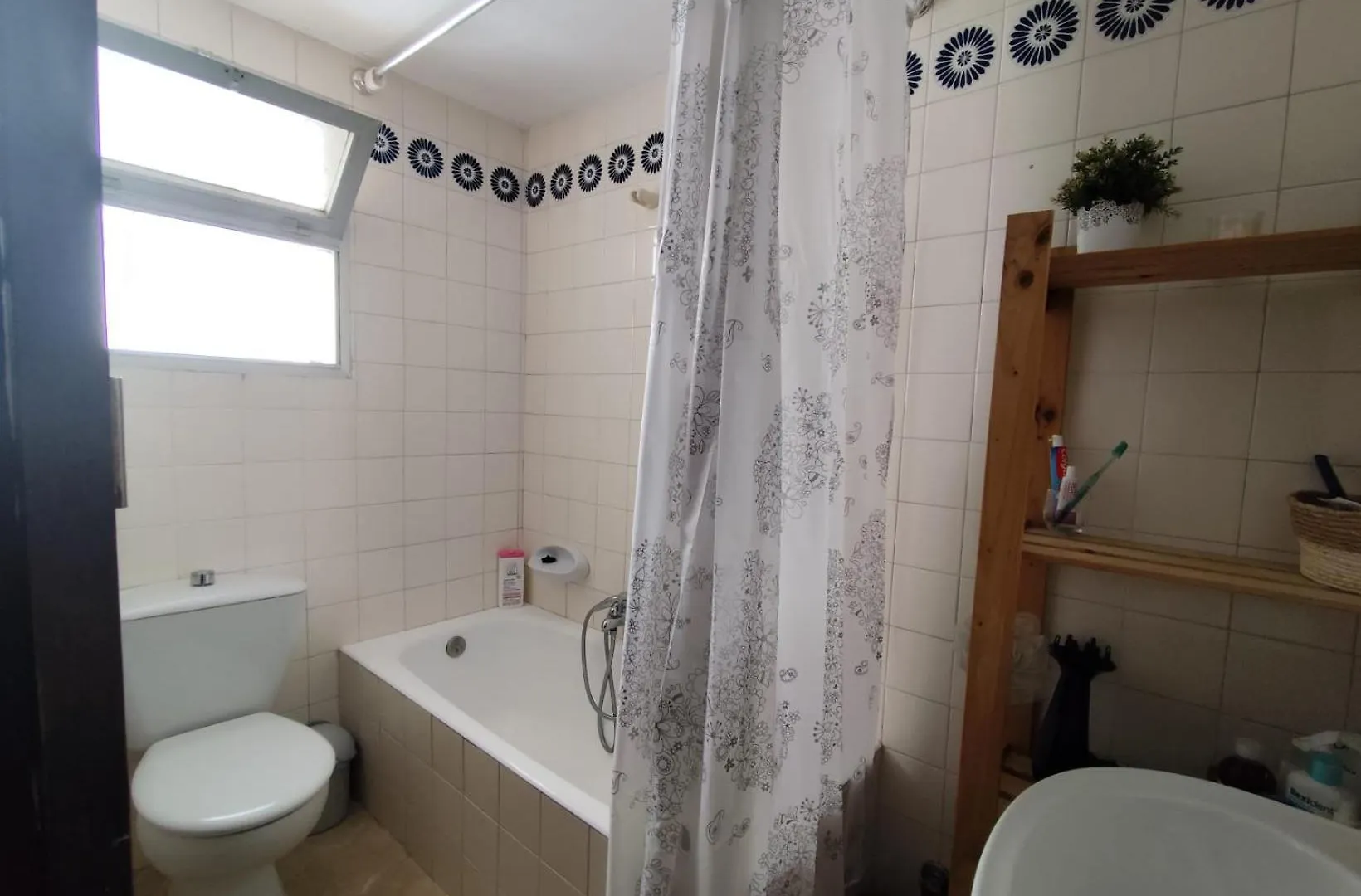 Confortable Habitacion Centrica En Piso Privado Apartment Malaga Homestay